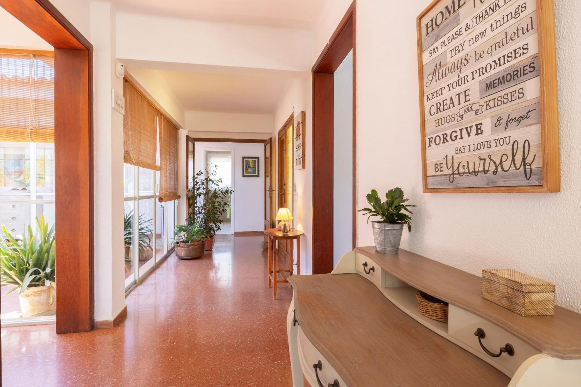 Ideal House For Two Families With Pool And Barbecue Plamanyola Екстериор снимка